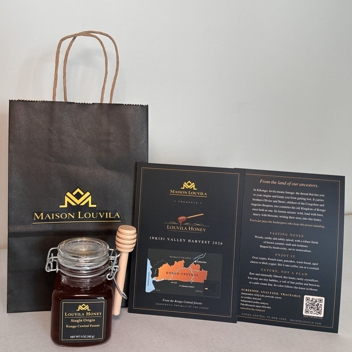 Louvila Honey with its tasting card and gift bag